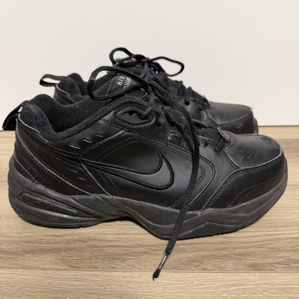 Nike Air Monarch IV Training Shoes Sneakers Mens Size‎ 8 Black Leather